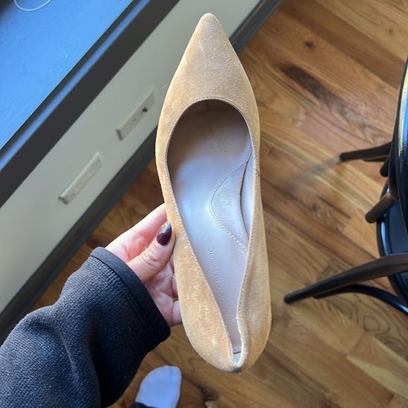 Banana Republic Madison Pump - size 7, like new condition - Picture 4 of 7